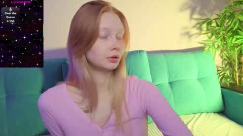 Snapshot of bjliki chatting on 11.23.25 Julia online show from 11.23.25