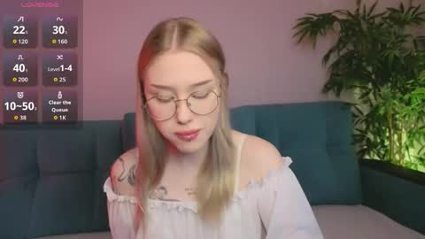 Julia online show from 03.21.26