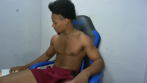 Snapshot of black_dicck chatting on 07.02.26 tu morenito online show from 07.02.26