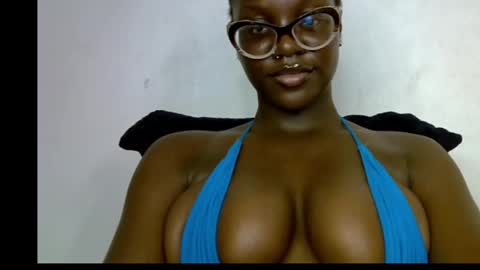 Black DIVA online show from 04.15.26