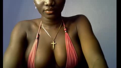 Esthy online show from 10.01.25