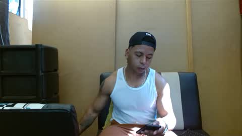 Snapshot of black_hot26 chatting on 12.10.24 black_hot26 online show from 12.10.24