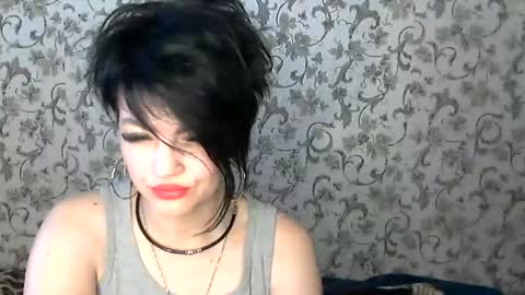 black_hot_01 online show from 10.15.25