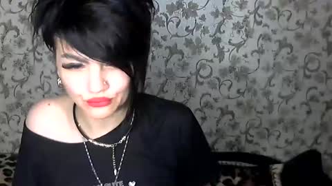 black_hot_01 online show from 10.29.25