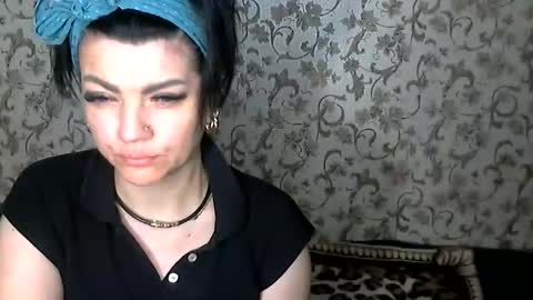 black_hot_01 online show from 11.10.25