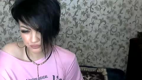 black_hot_01 online show from 11.20.25