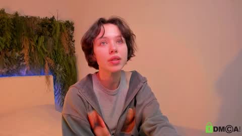 Jenny online show from 01.25.25