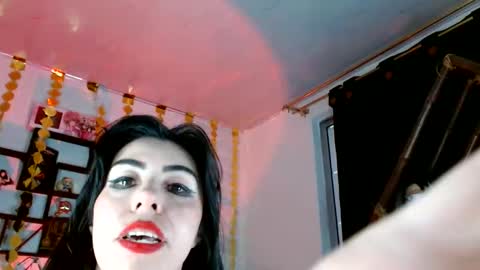 millie online show from 03.04.25