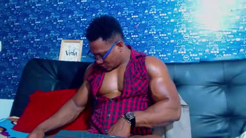 duglas online show from 10.24.25