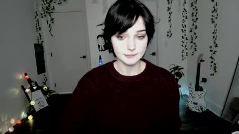 Ella online show from 12.15.25