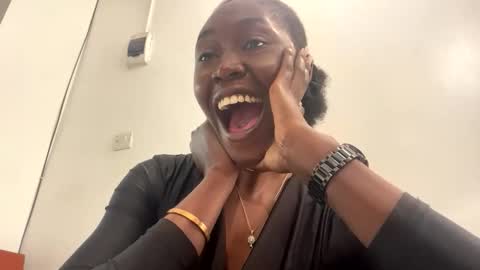 blackfairy01 online show from 12.18.25