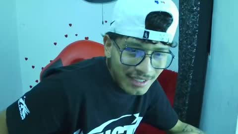 Snapshot of blackfox_desire chatting on 05.12.26 mateo online show from 05.12.26