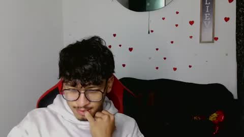 Snapshot of blackfox_desire chatting on 06.11.26 mateo online show from 06.11.26
