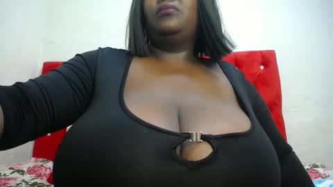 Snapshot of blackladyqx chatting on 12.07.24 blackladyqx online show from 12.07.24