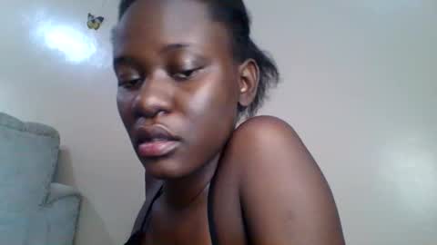 Snapshot of blackmela chatting on 09.17.25 Blackmela online show from 09.17.25