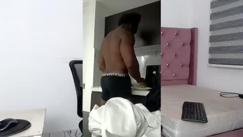 Twtter 1MikeBeckford            Onlyfns beckfordmike online show from 11.08.25