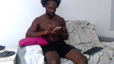 Twtter 1MikeBeckford            Onlyfns beckfordmike online show from 02.26.26