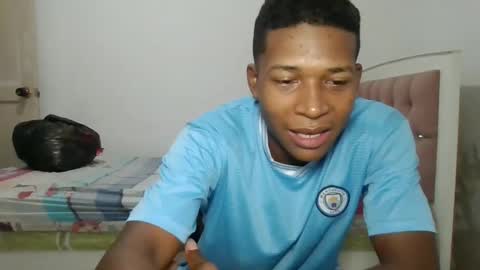 Snapshot of blackpanther_king chatting on 01.10.25 blackpanther_king online show from 01.10.25