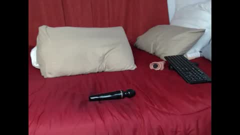 Snapshot of blackpearlxxo chatting on 11.29.25 blackpearlxxo online show from 11.29.25