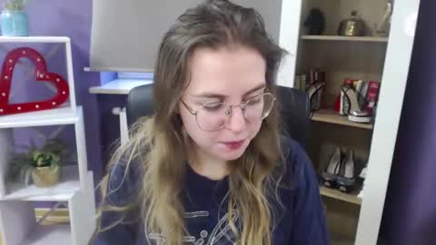 Z O E Y online show from 01.02.25