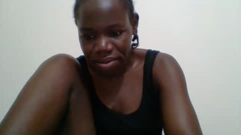 Snapshot of blacksexygal chatting on 09.20.25 SARAH online show from 09.20.25