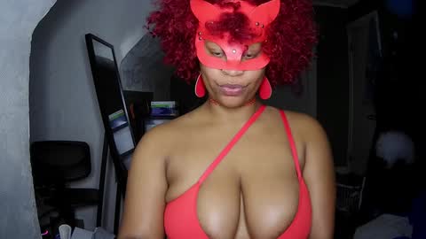 Queen Siren online show from 12.05.24