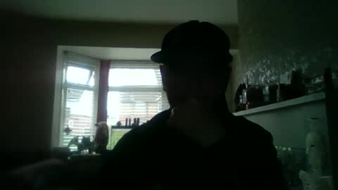 Snapshot of blackvswhite2022 chatting on 02.05.25 blackvswhite2022 online show from 02.05.25