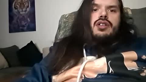 Black wolf online show from 02.15.25