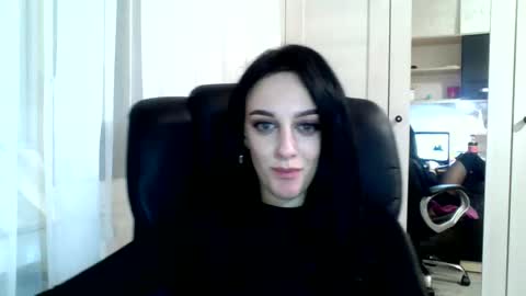 Snapshot of blacky_berry chatting on 01.18.25 Ivy online show from 01.18.25
