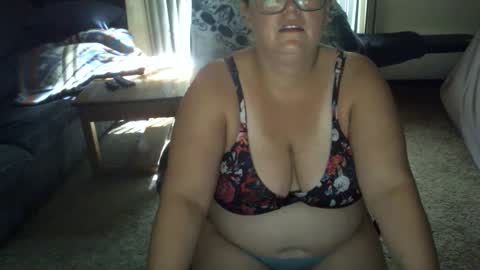 bladesizzo3111 online show from 09.18.25