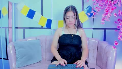 Snapshot of blairjones_ chatting on 09.29.25 blairjones_ online show from 09.29.25
