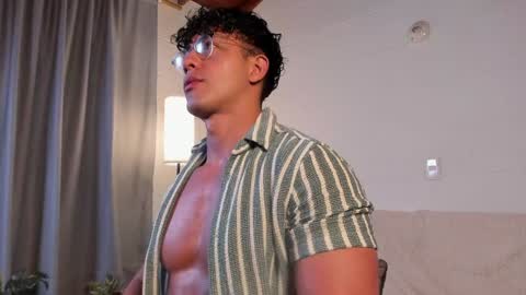 Snapshot of blake_levi chatting on 12.15.24 Blake Levi Independent Model online show from 12.15.24