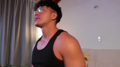 Snapshot of blake_levi chatting on 12.27.24 Blake Levi Independent Model online show from 12.27.24