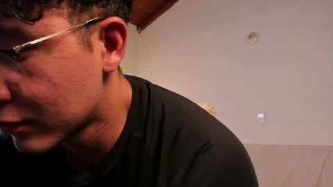 Snapshot of blake_levi chatting on 02.28.25 Blake Levi Independent Model online show from 02.28.25