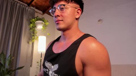 Snapshot of blake_levi chatting on 03.05.25 Blake Levi Independent Model online show from 03.05.25