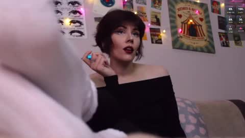 Britney online show from 04.15.26