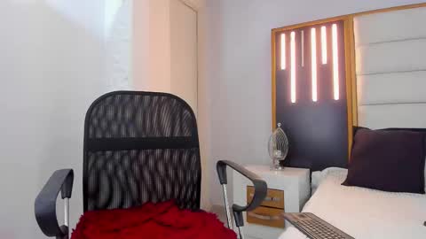 Snapshot of blakeadamss chatting on 10.20.25 Just Blake online show from 10.20.25