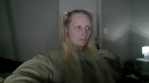 LipsofanAngell online show from 11.11.25