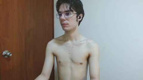 Snapshot of blakeshatter chatting on 12.07.24 blakeshatter online show from 12.07.24