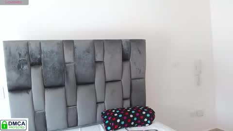 Snapshot of blakeshatter chatting on 11.28.25 blakeshatter online show from 11.28.25