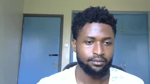 Snapshot of blakmoufaka chatting on 09.17.25 blakmoufaka online show from 09.17.25