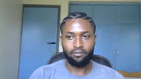 Snapshot of blakmoufaka chatting on 09.22.25 blakmoufaka online show from 09.22.25
