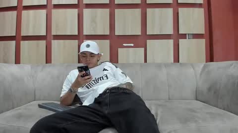 The Best Models online show from 02.19.25