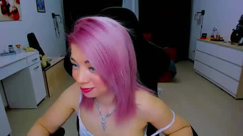 Nicole online show from 12.02.24