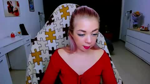 Nicole online show from 02.07.25