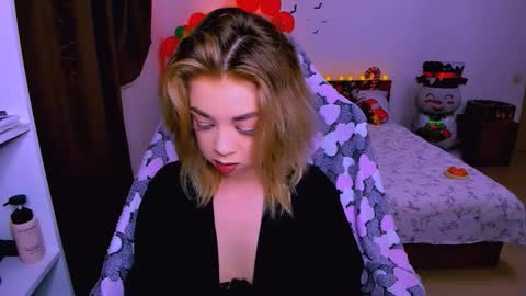 Nicole online show from 11.30.25