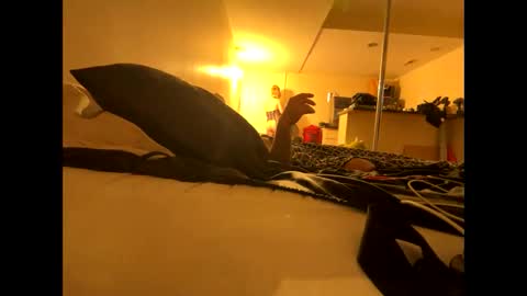 A K online show from 04.14.26