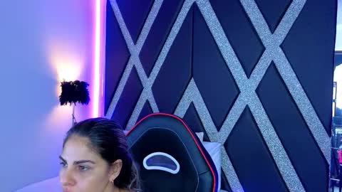 Snapshot of blonde_cat1515 chatting on 10.20.25 alejandra online show from 10.20.25