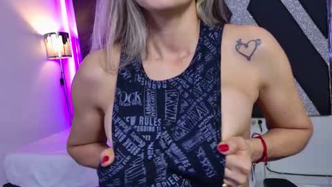 Snapshot of blonde_cat1515 chatting on 02.09.26 alejandra online show from 02.09.26