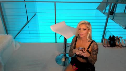 Blonde Rider online show from 01.03.25